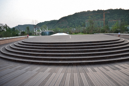 Qiandao Lake Pearl Square exterior
